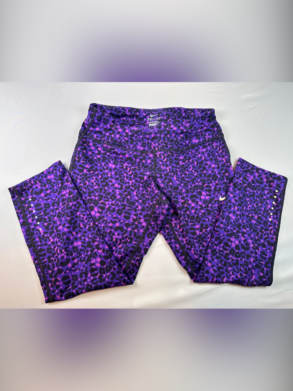 Nike Running Capri Pants Purple Black Leopard Dri-FIT Leggings Zipper Pocket